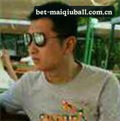 黄丽